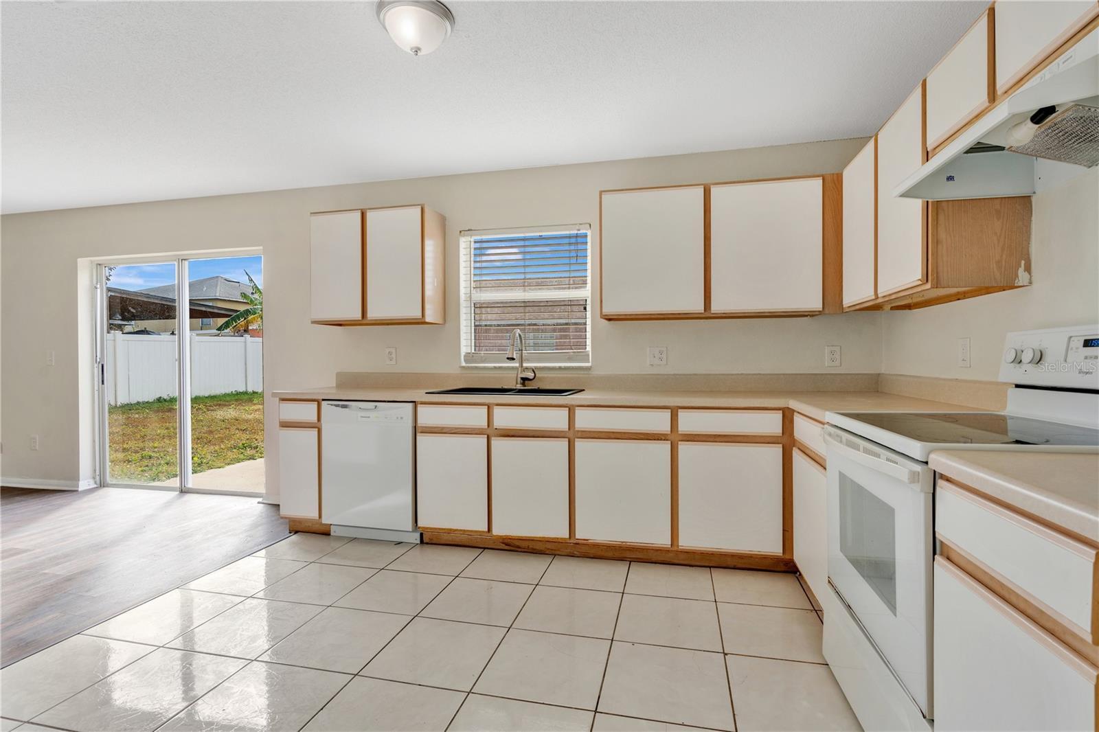 1103 EPSON OAKS WAY, ORLANDO, FL, 32837