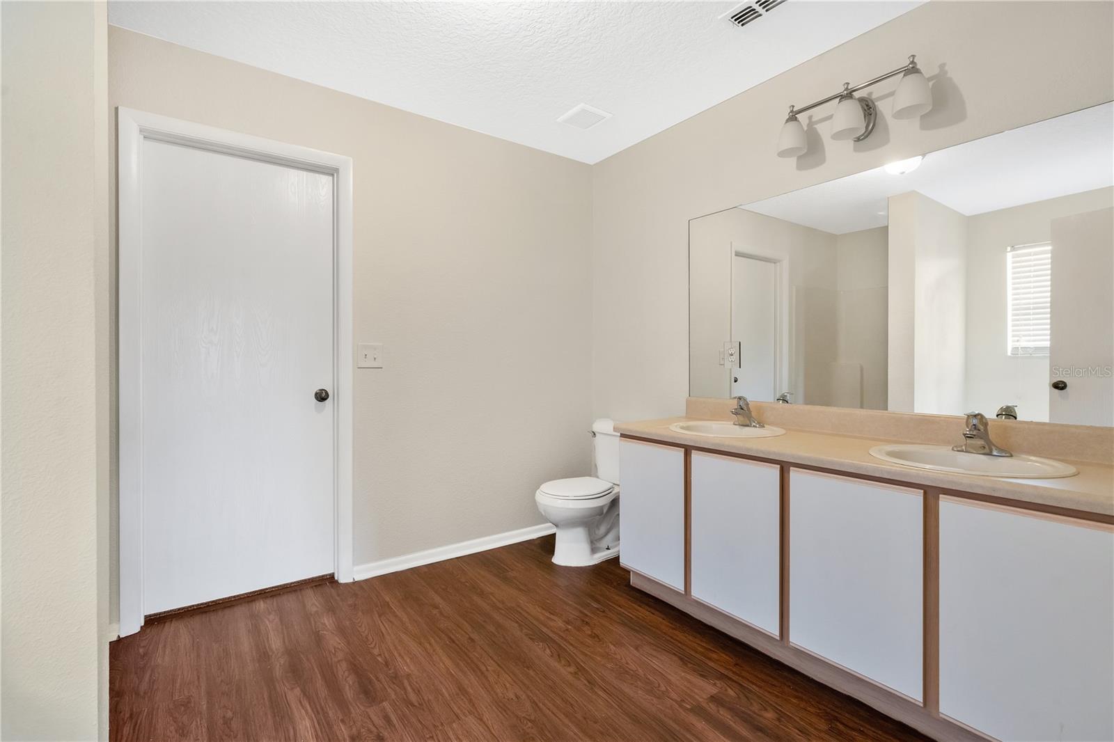 1103 EPSON OAKS WAY, ORLANDO, FL, 32837