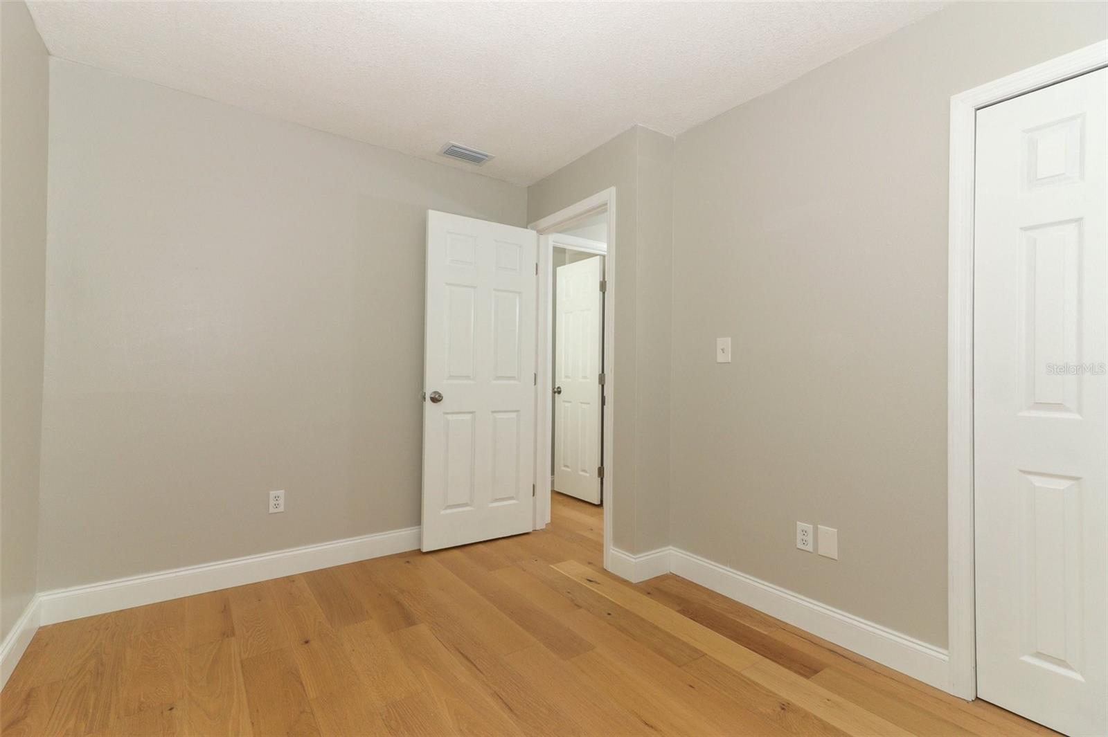 5150 LA MANCHA CT #16, ORLANDO, FL, 32822