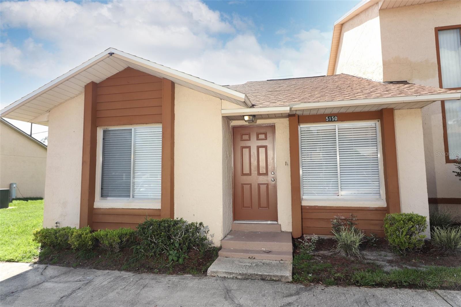 5150 LA MANCHA CT #16, ORLANDO, FL, 32822