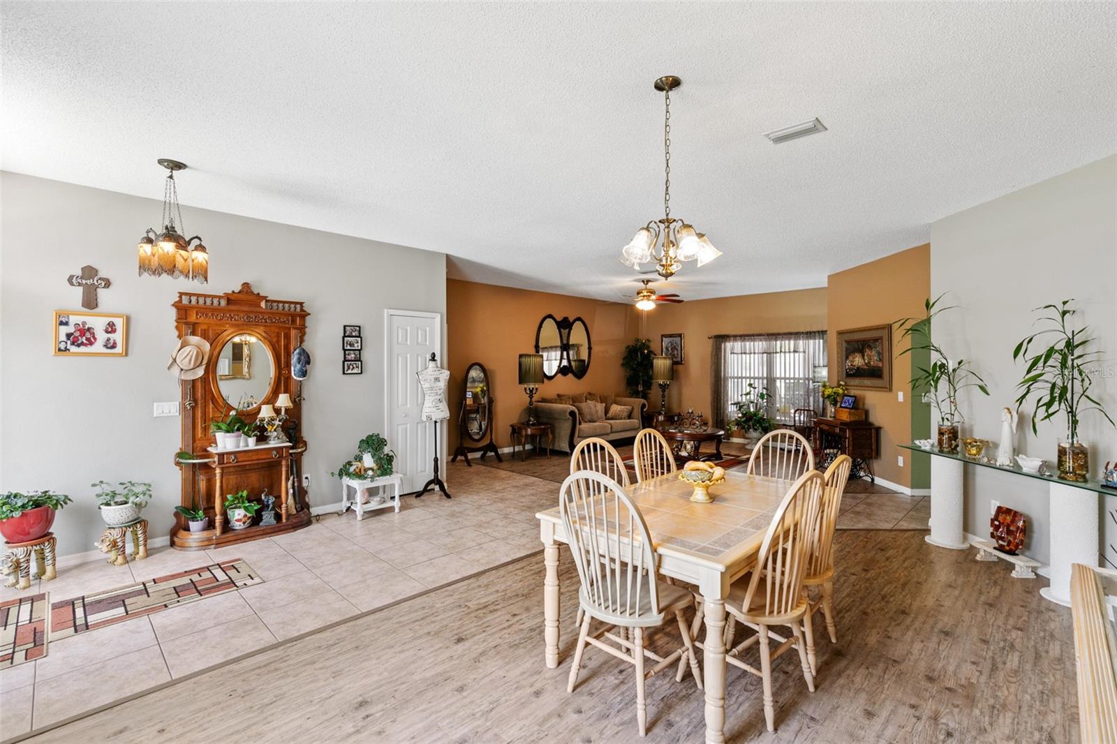 42 BUFFALO BILL DR, PALM COAST, FL, 32137