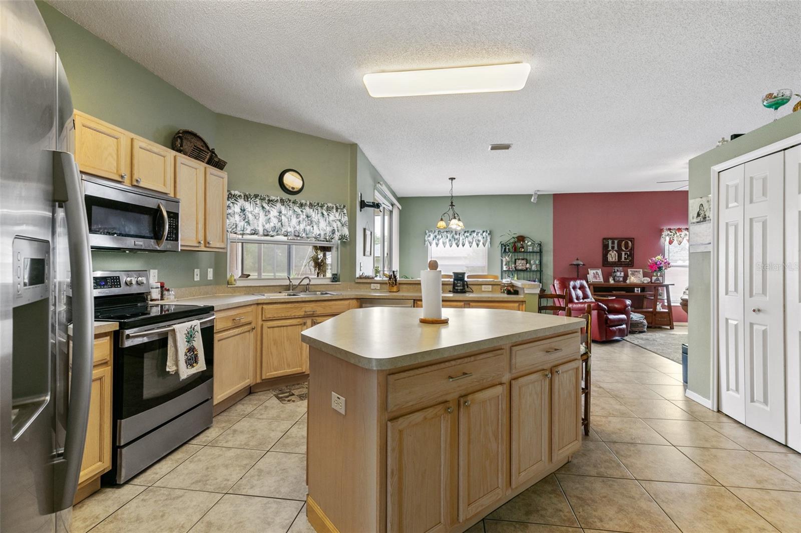 42 BUFFALO BILL DR, PALM COAST, FL, 32137