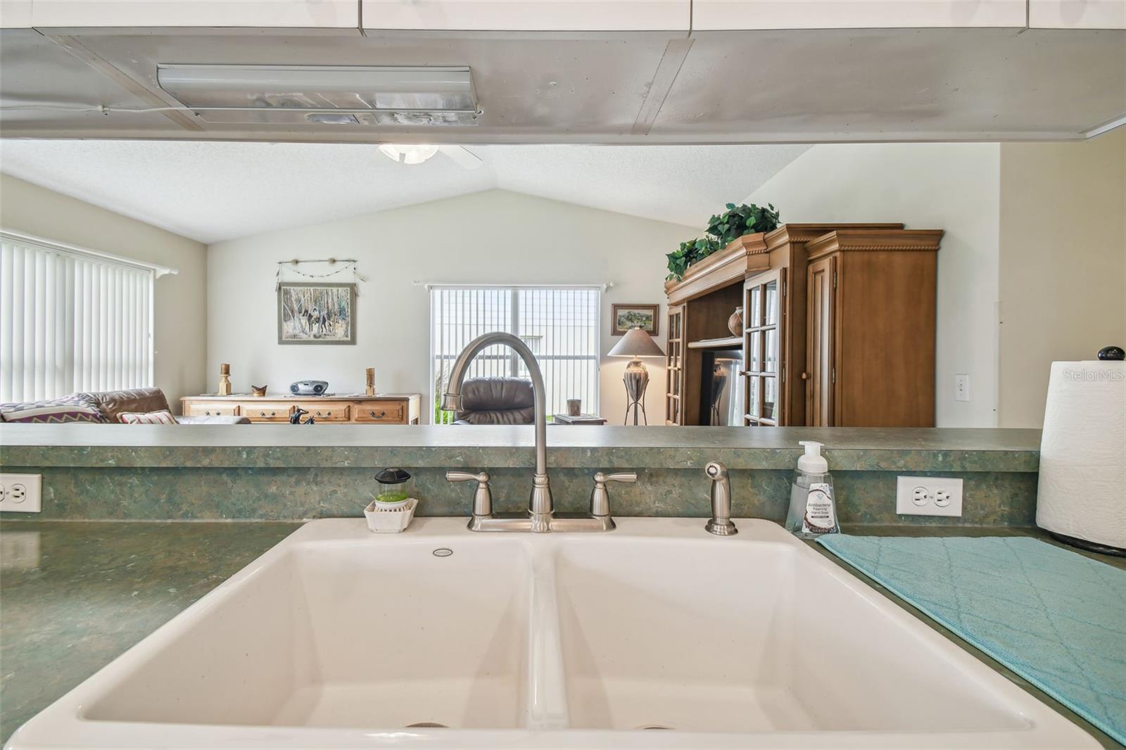 11009 WINDRUSH CIR, HUDSON, FL, 34667
