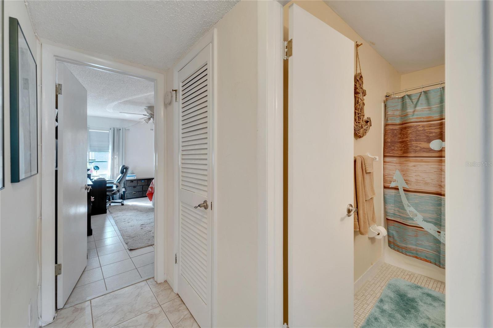 5286 81ST ST N #4, ST PETERSBURG, FL, 33709