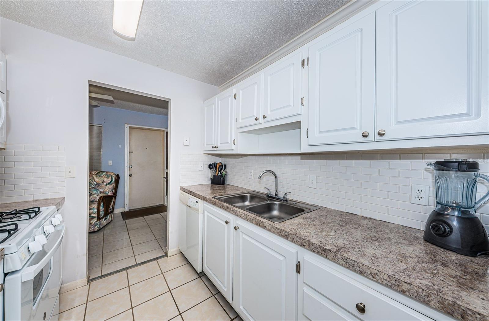 5217 81ST ST N #11, ST PETERSBURG, FL, 33709