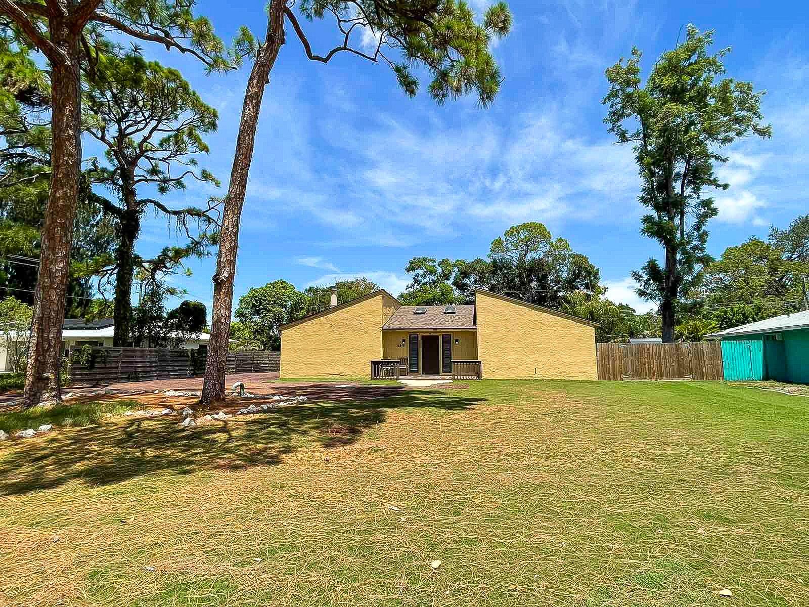 2315 RIVERWOOD PINES DR, SARASOTA, FL, 34231