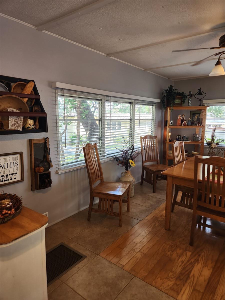 3896 PICCIOLA RD #512, FRUITLAND PARK, FL, 34731