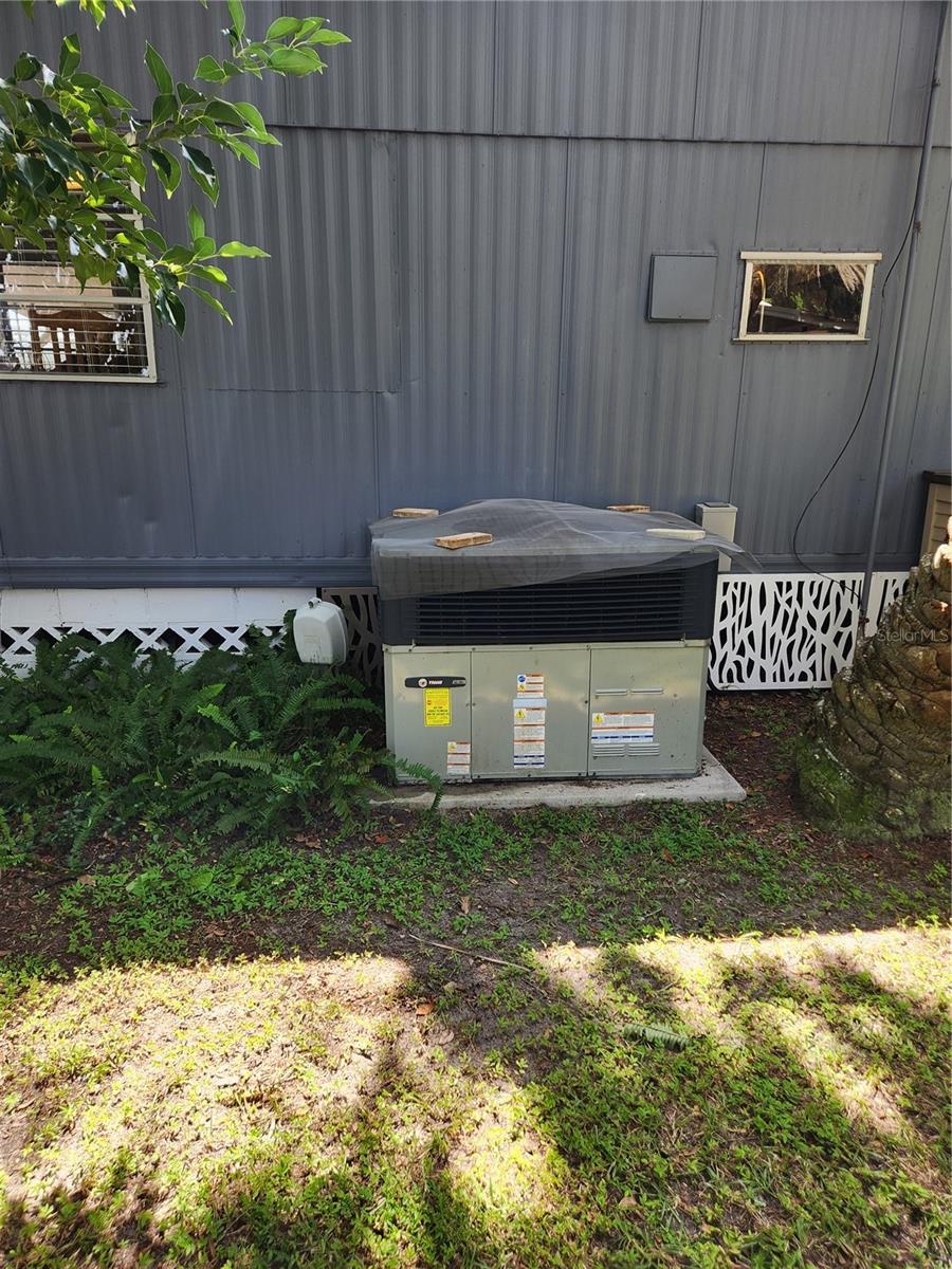 3896 PICCIOLA RD #512, FRUITLAND PARK, FL, 34731