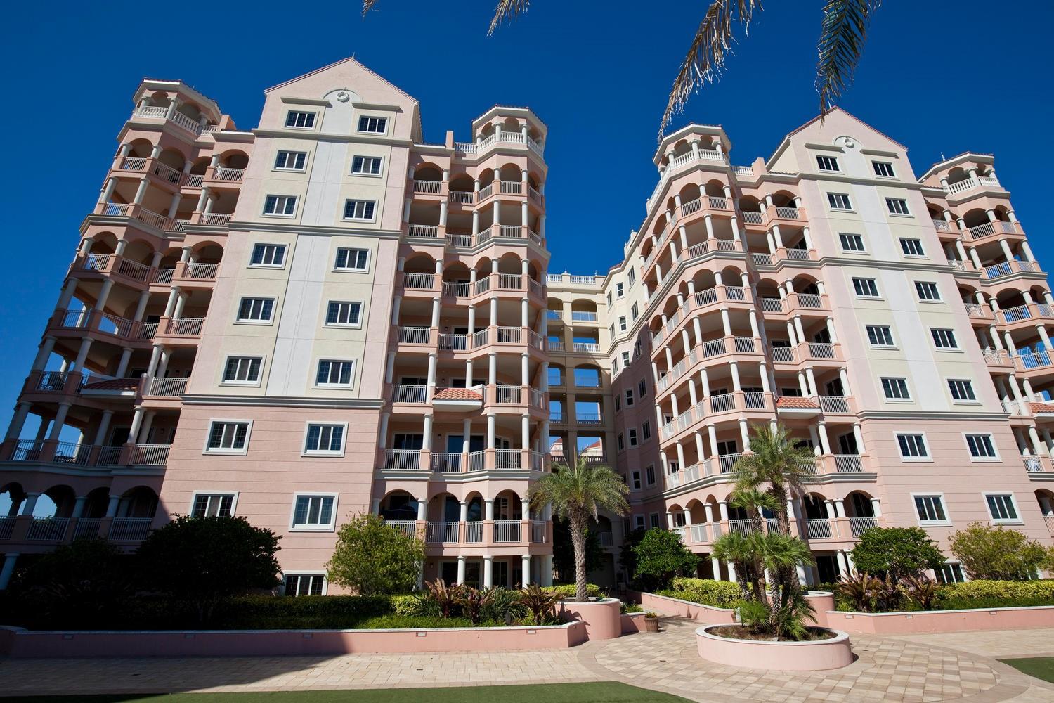 200 OCEAN CREST DR #211, PALM COAST, FL, 32137