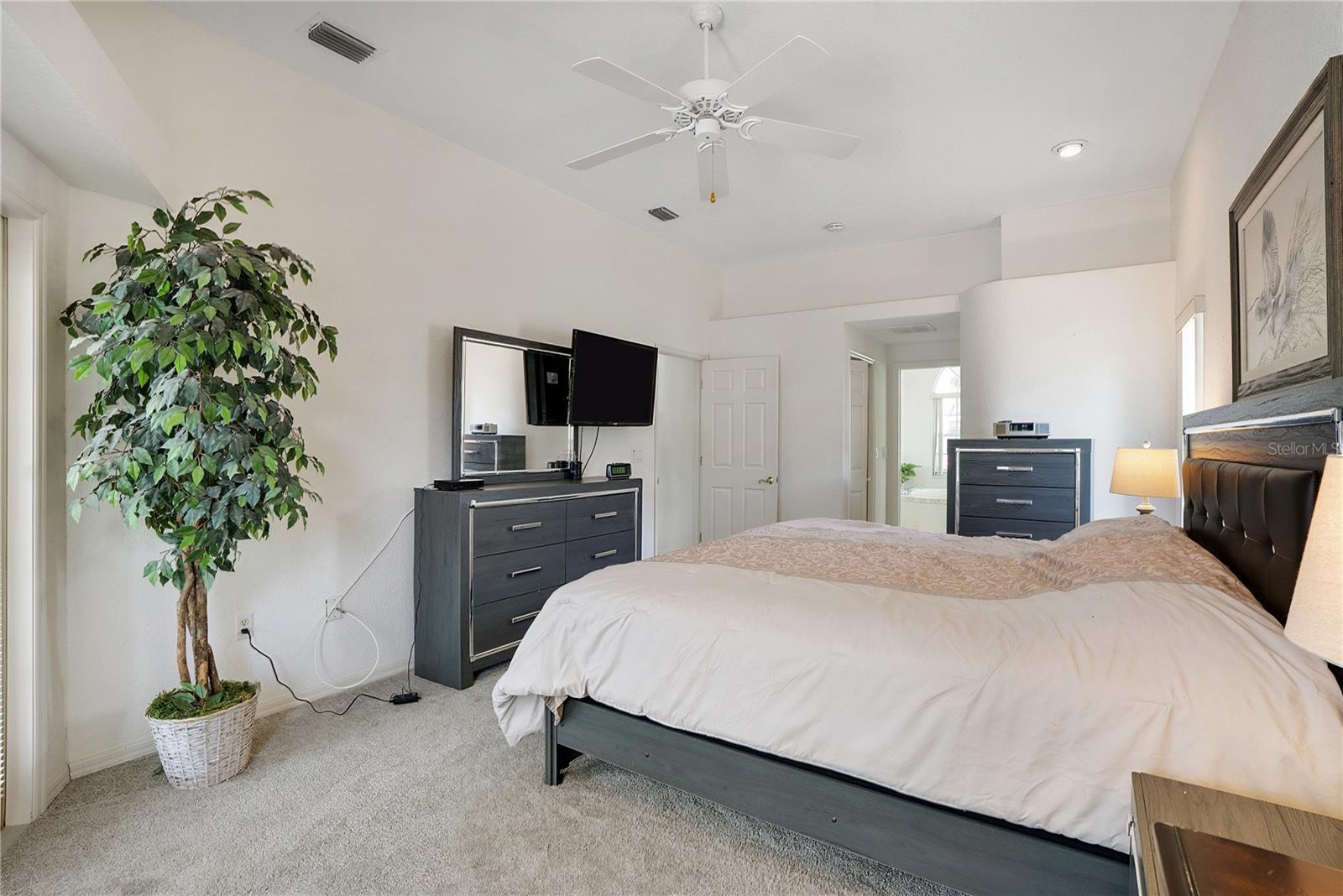 8630 CORAL CREEK LOOP, HUDSON, FL, 34667