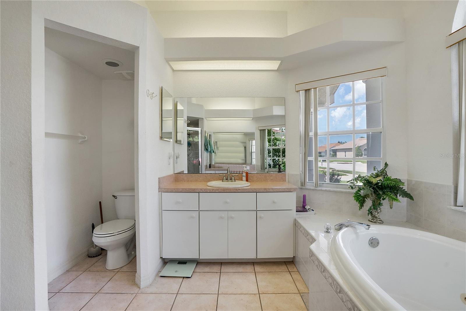 8630 CORAL CREEK LOOP, HUDSON, FL, 34667
