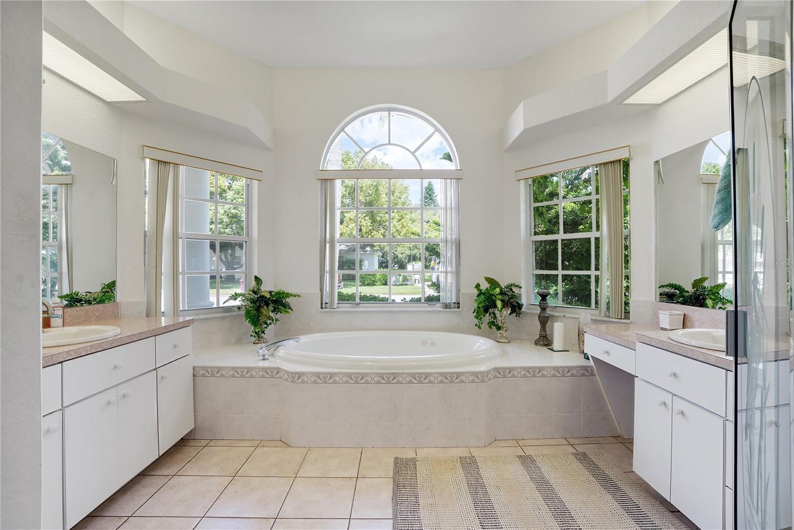 8630 CORAL CREEK LOOP, HUDSON, FL, 34667