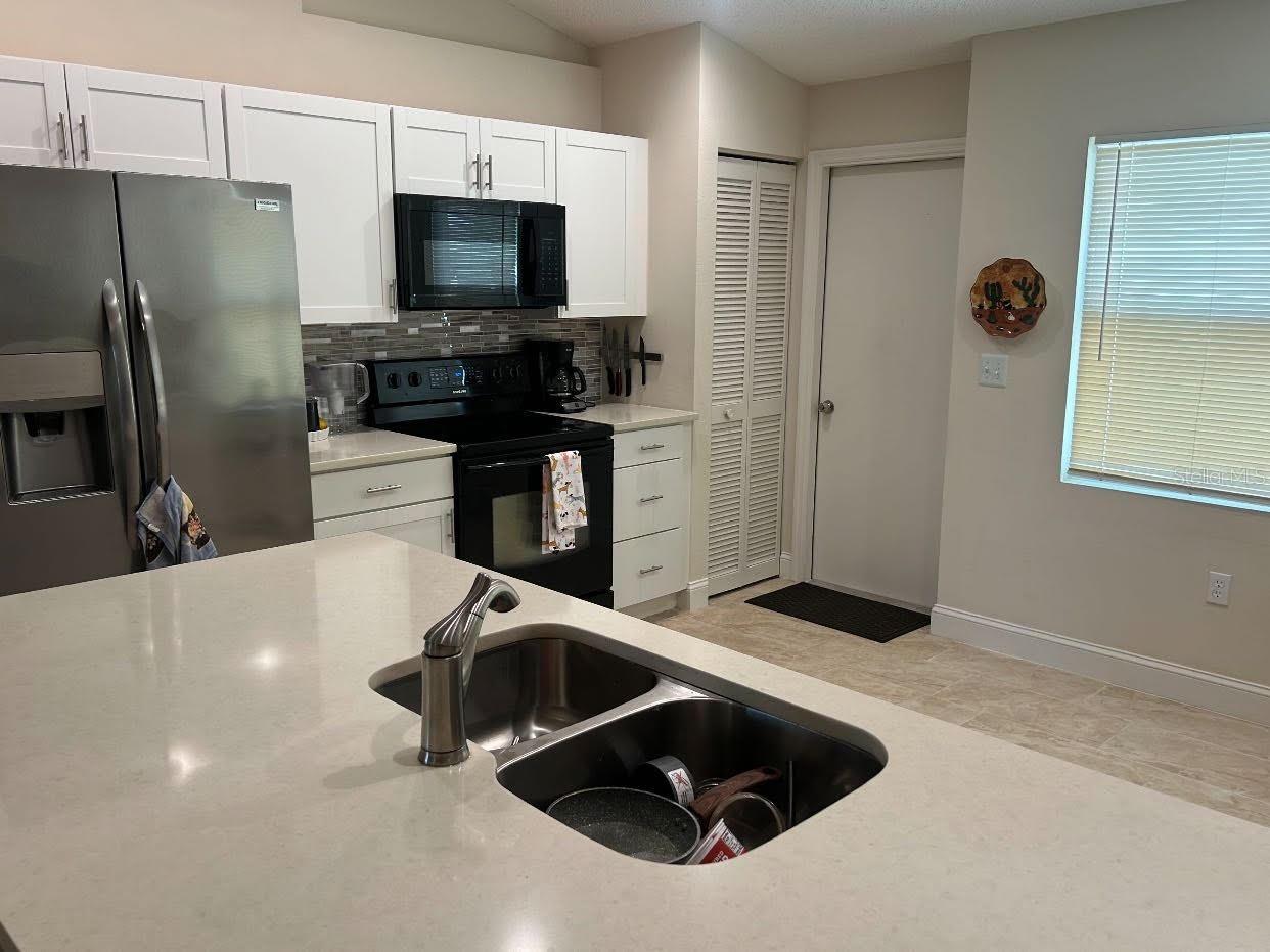 3529 65TH AVENUE CIR E, SARASOTA, FL, 34243