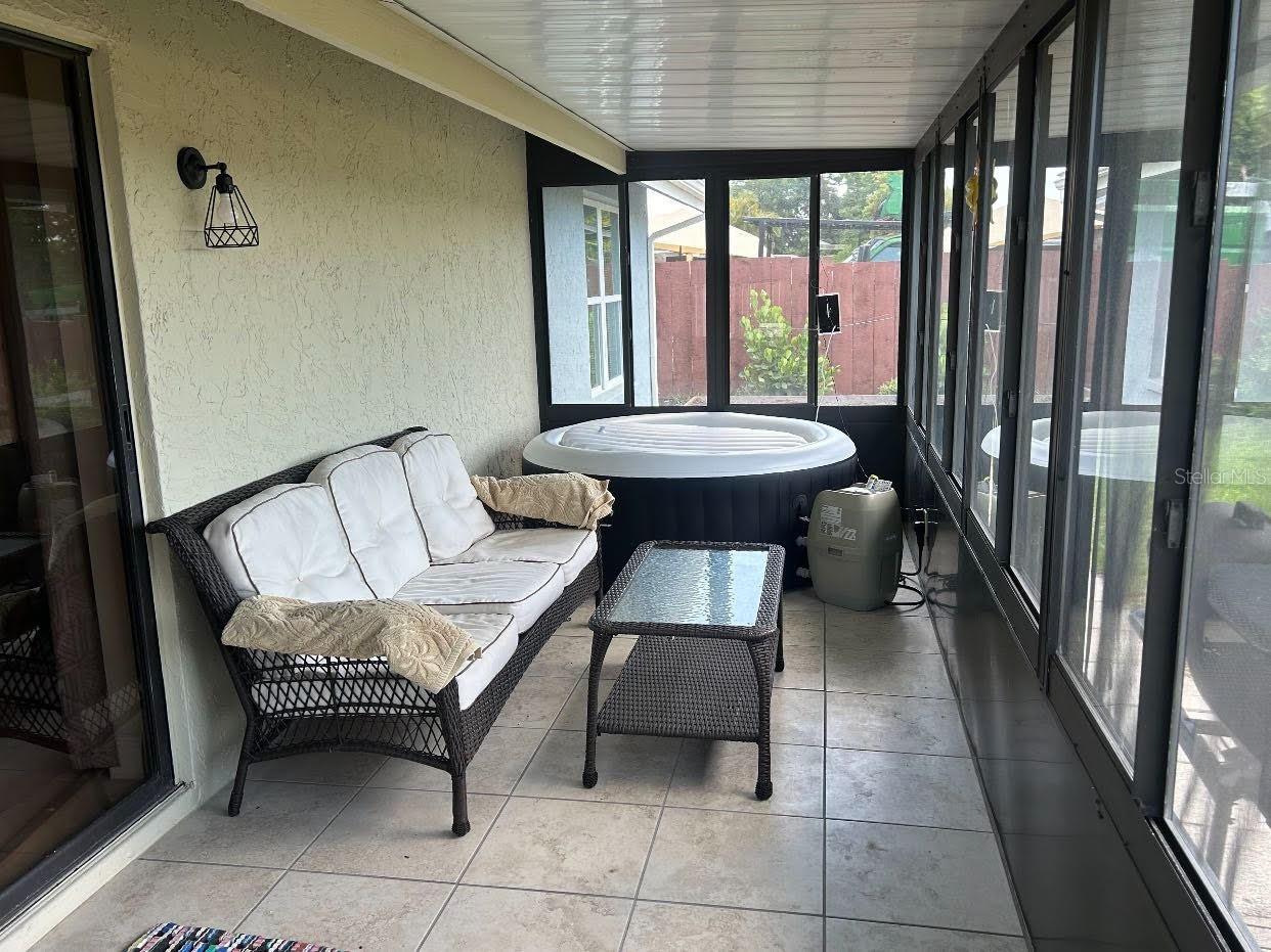 3529 65TH AVENUE CIR E, SARASOTA, FL, 34243