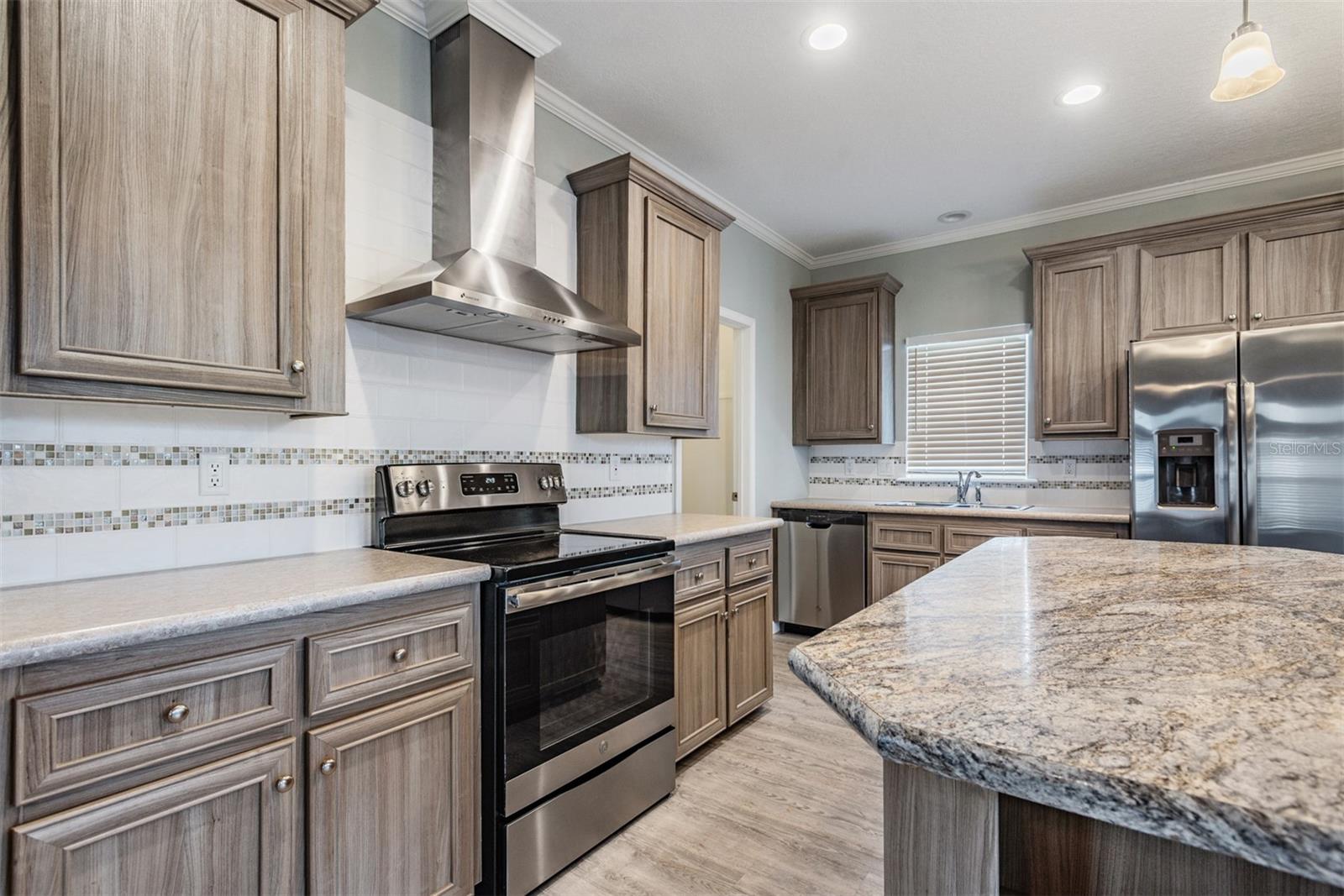 1711 ILLINOIS AVE, BRADENTON, FL, 34207