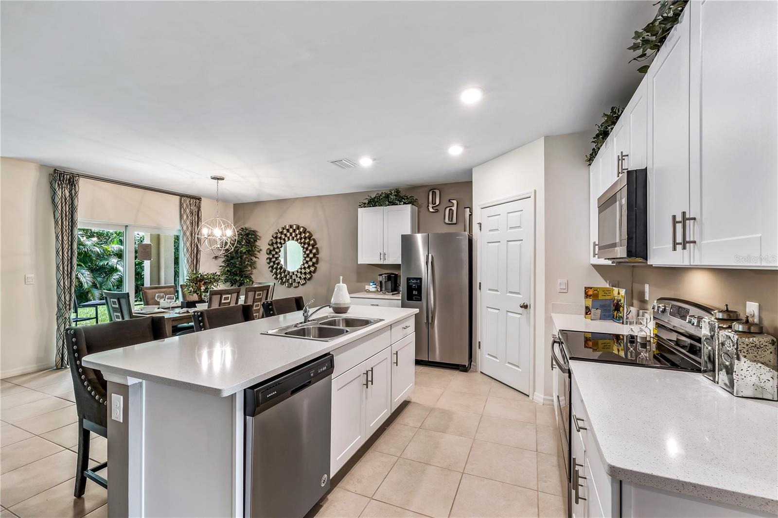 1817 W PRICE BLVD, NORTH PORT, FL, 34286