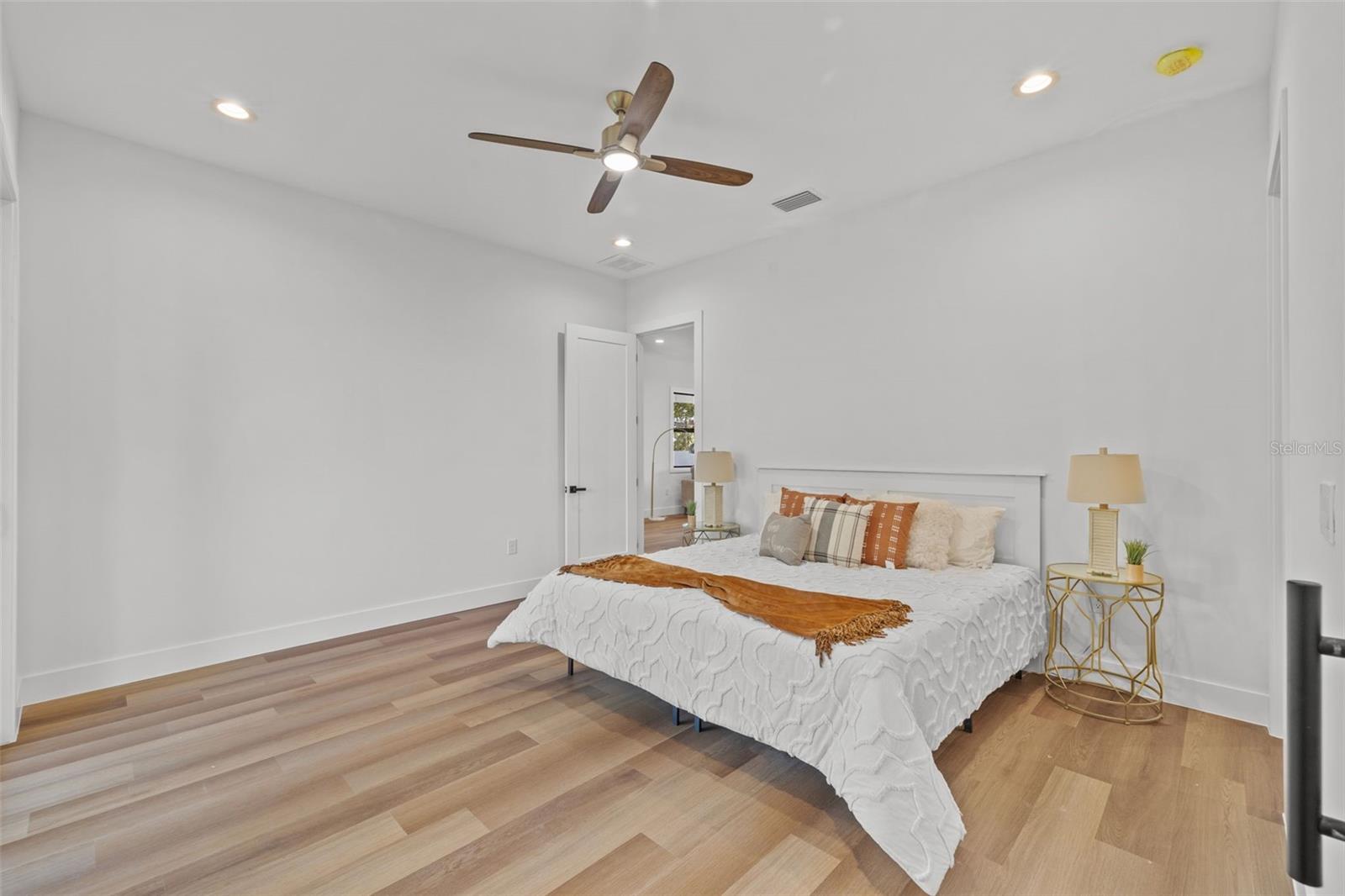 7639 GULF WAY, HUDSON, FL, 34667