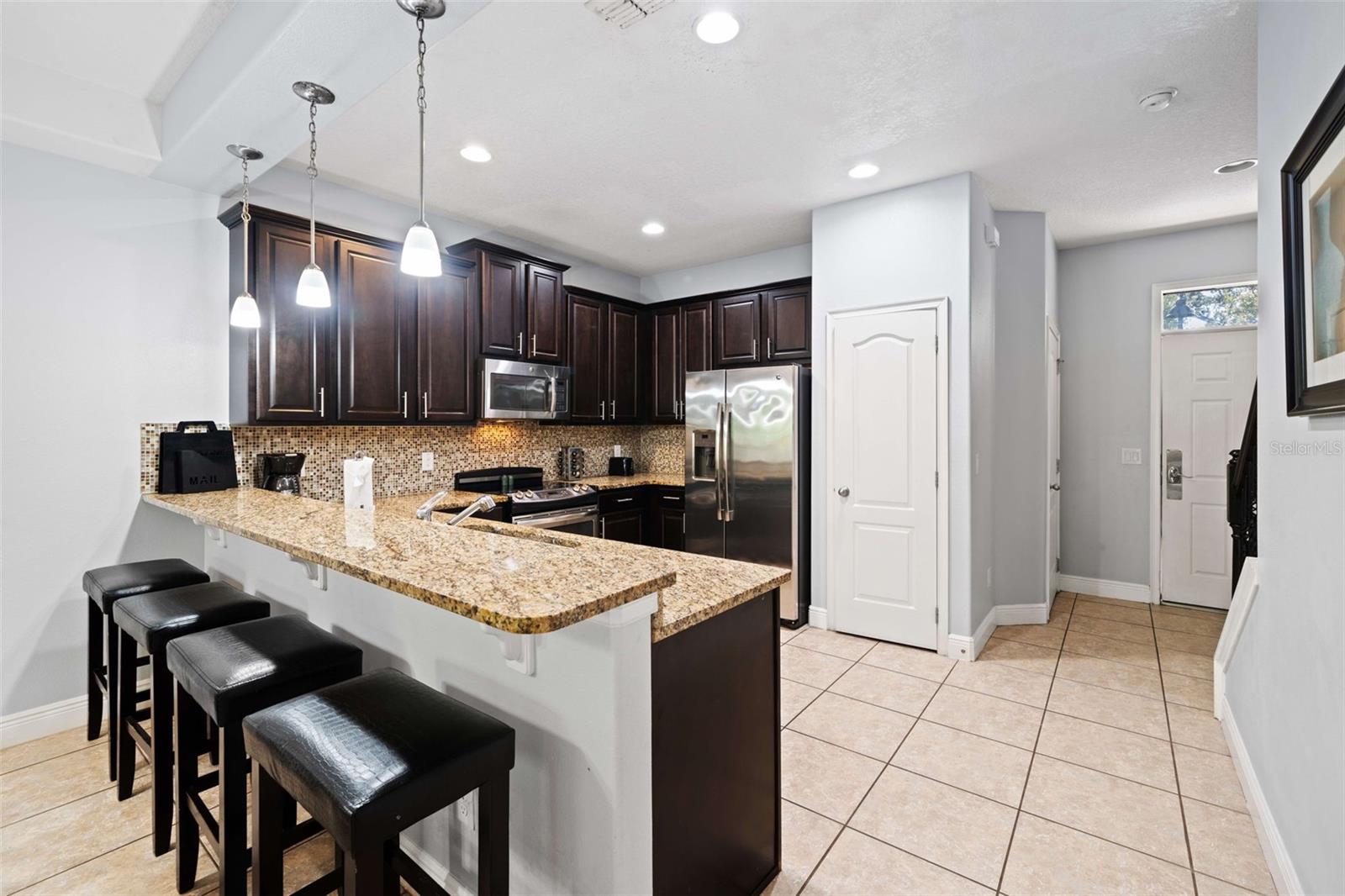 8091 BROOKSVILLE DR, DAVENPORT, FL, 33896