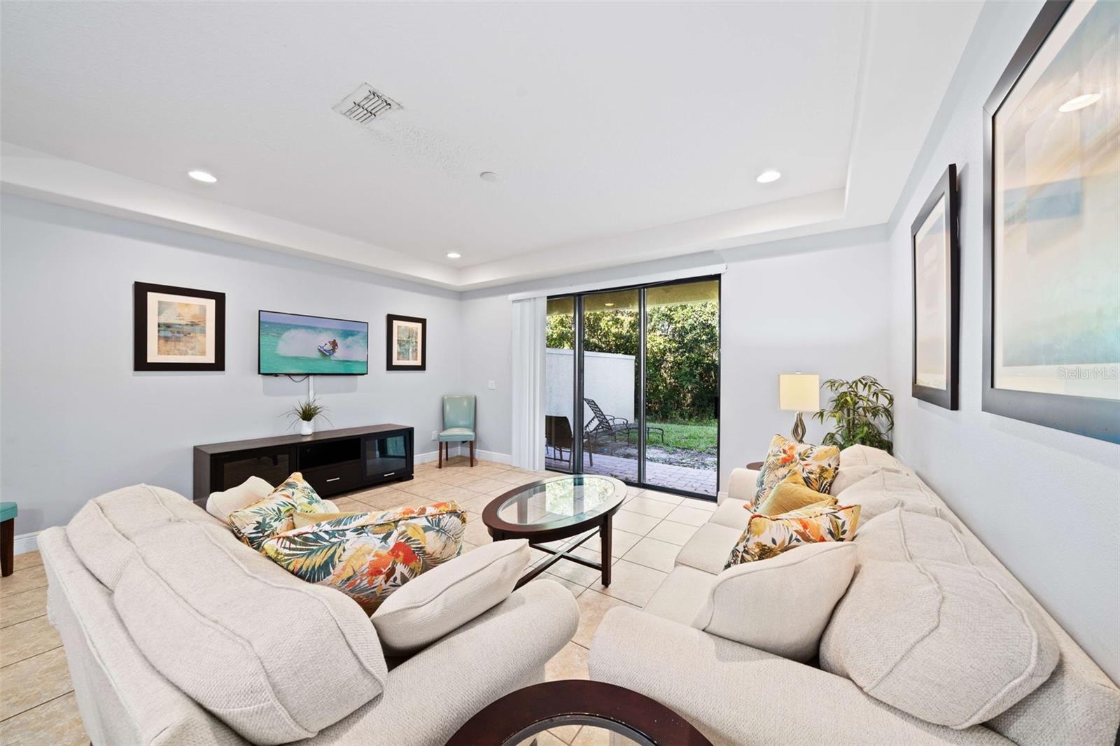 8091 BROOKSVILLE DR, DAVENPORT, FL, 33896