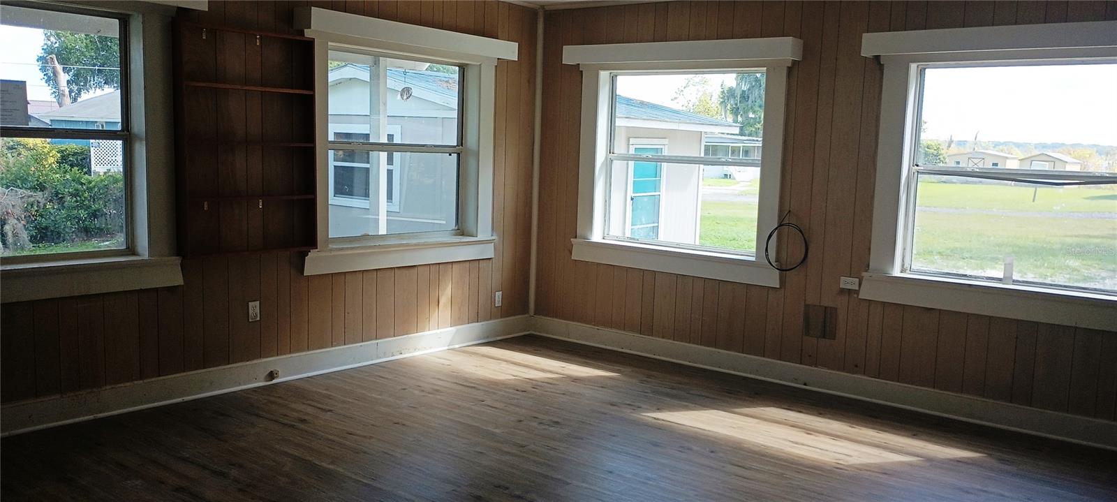 681 CR 485A, LAKE PANASOFFKEE, FL, 33538