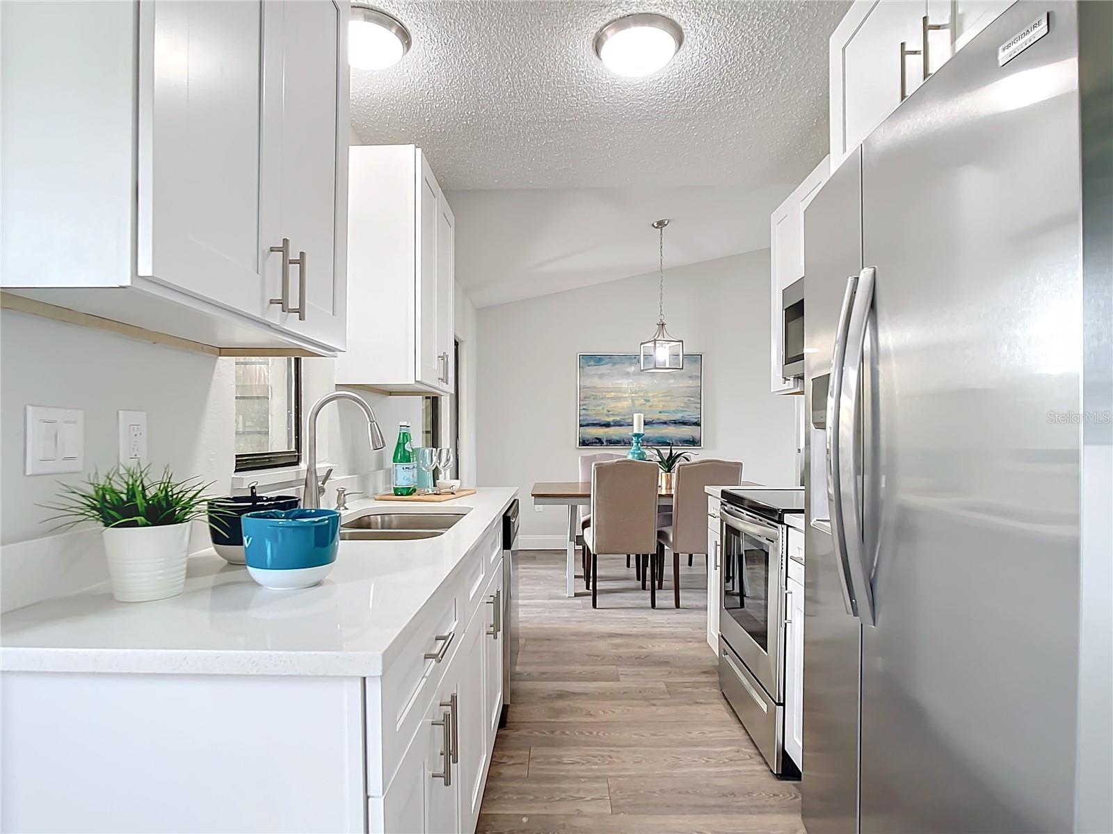 5580 S SALFORD BLVD, NORTH PORT, FL, 34287