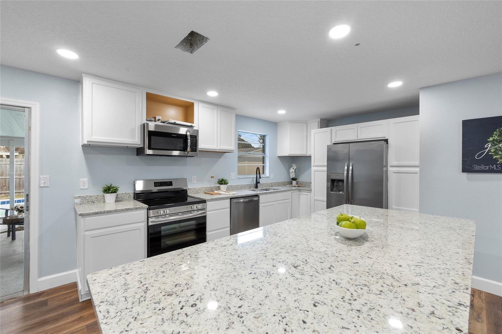 738 BAYWOOD LN, SOUTH DAYTONA, FL, 32119