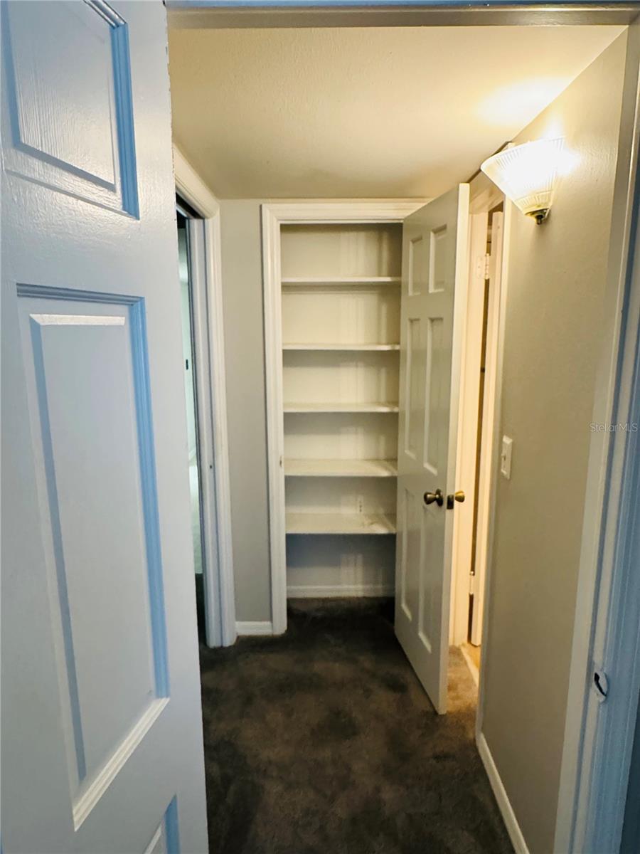 10380 CARROLLWOOD LN #266, TAMPA, FL, 33618