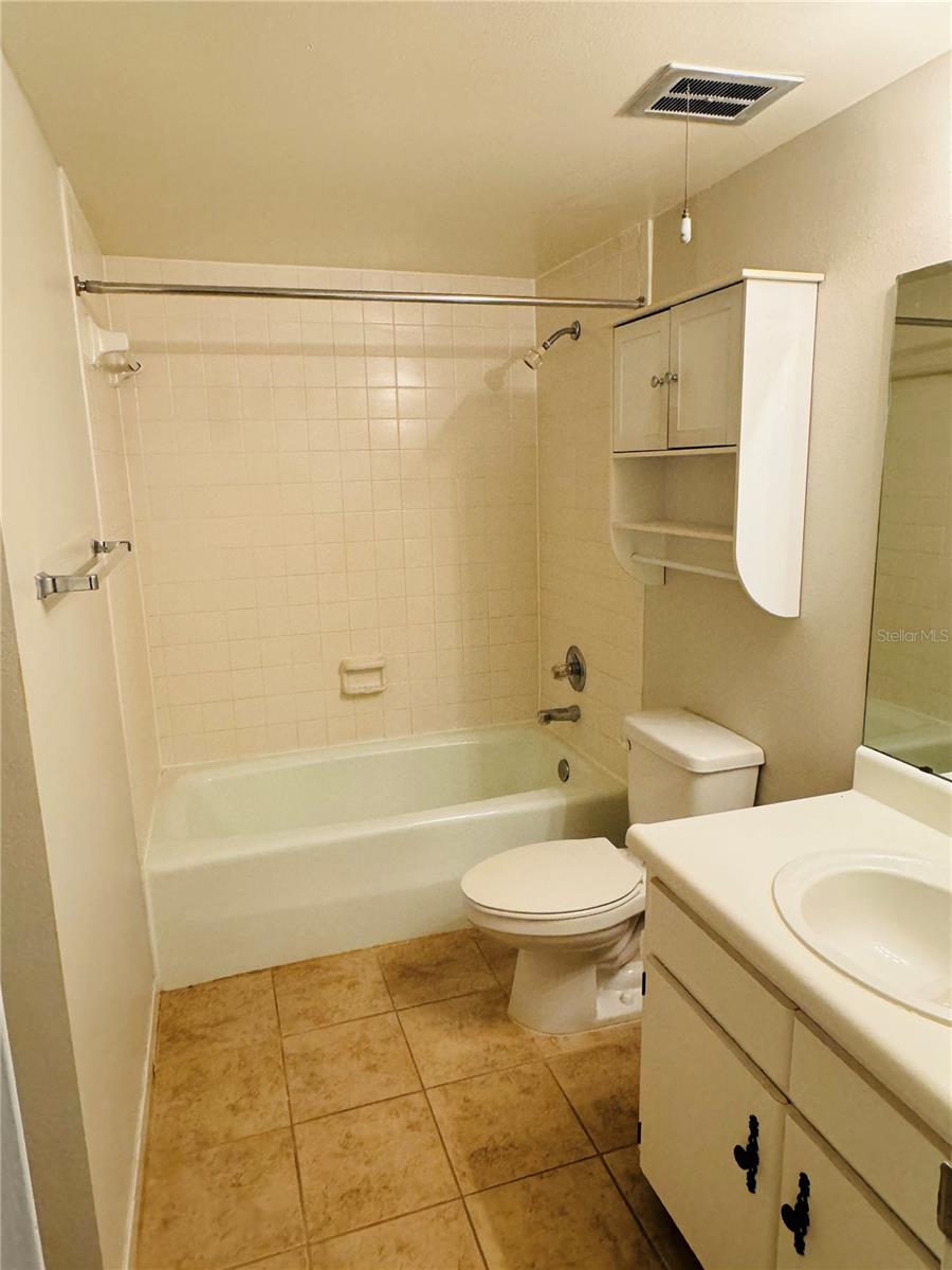 10380 CARROLLWOOD LN #266, TAMPA, FL, 33618