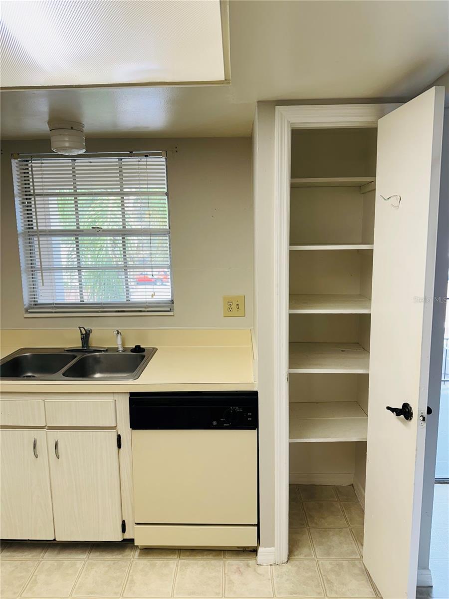 10380 CARROLLWOOD LN #266, TAMPA, FL, 33618