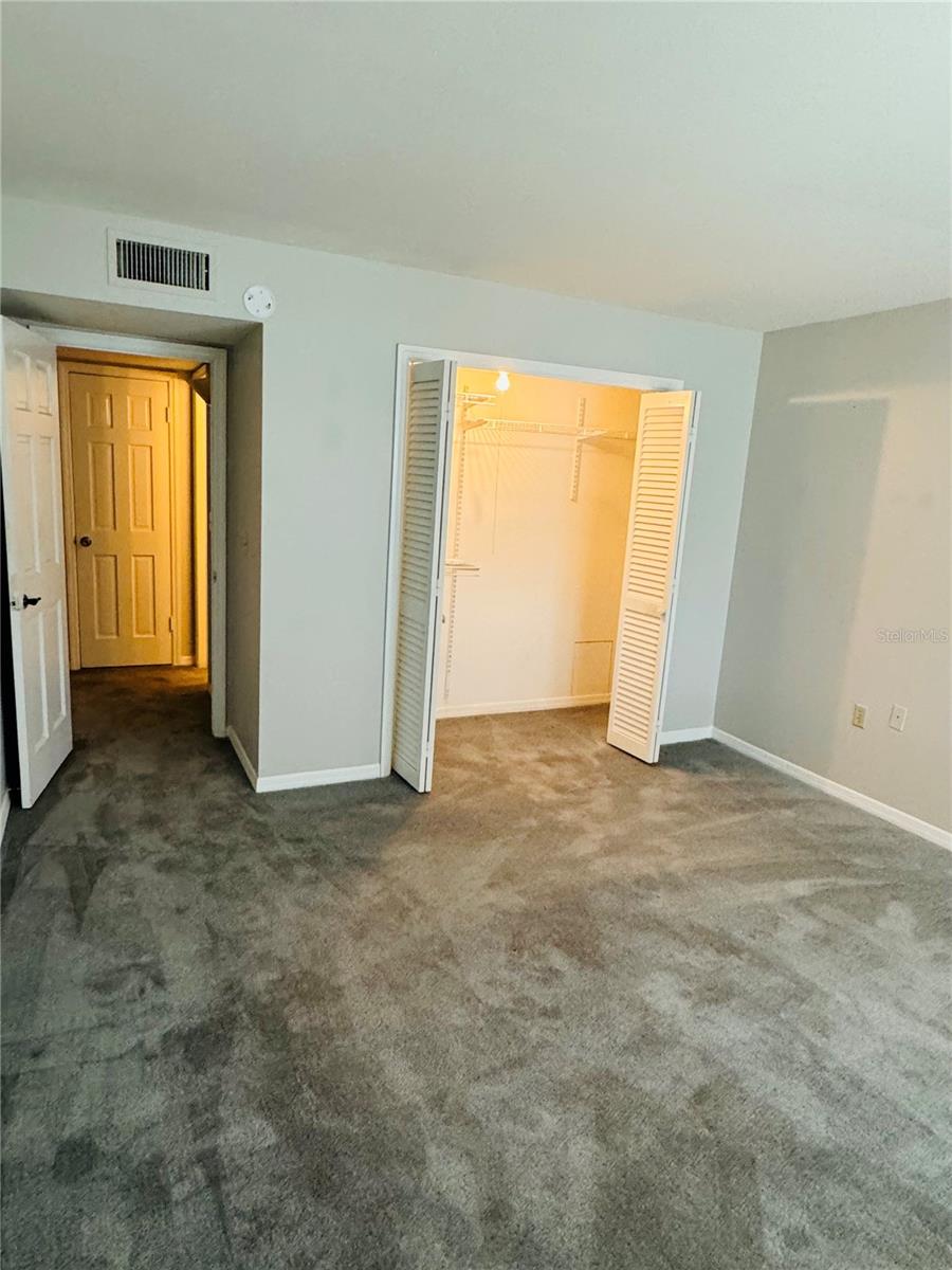 10380 CARROLLWOOD LN #266, TAMPA, FL, 33618