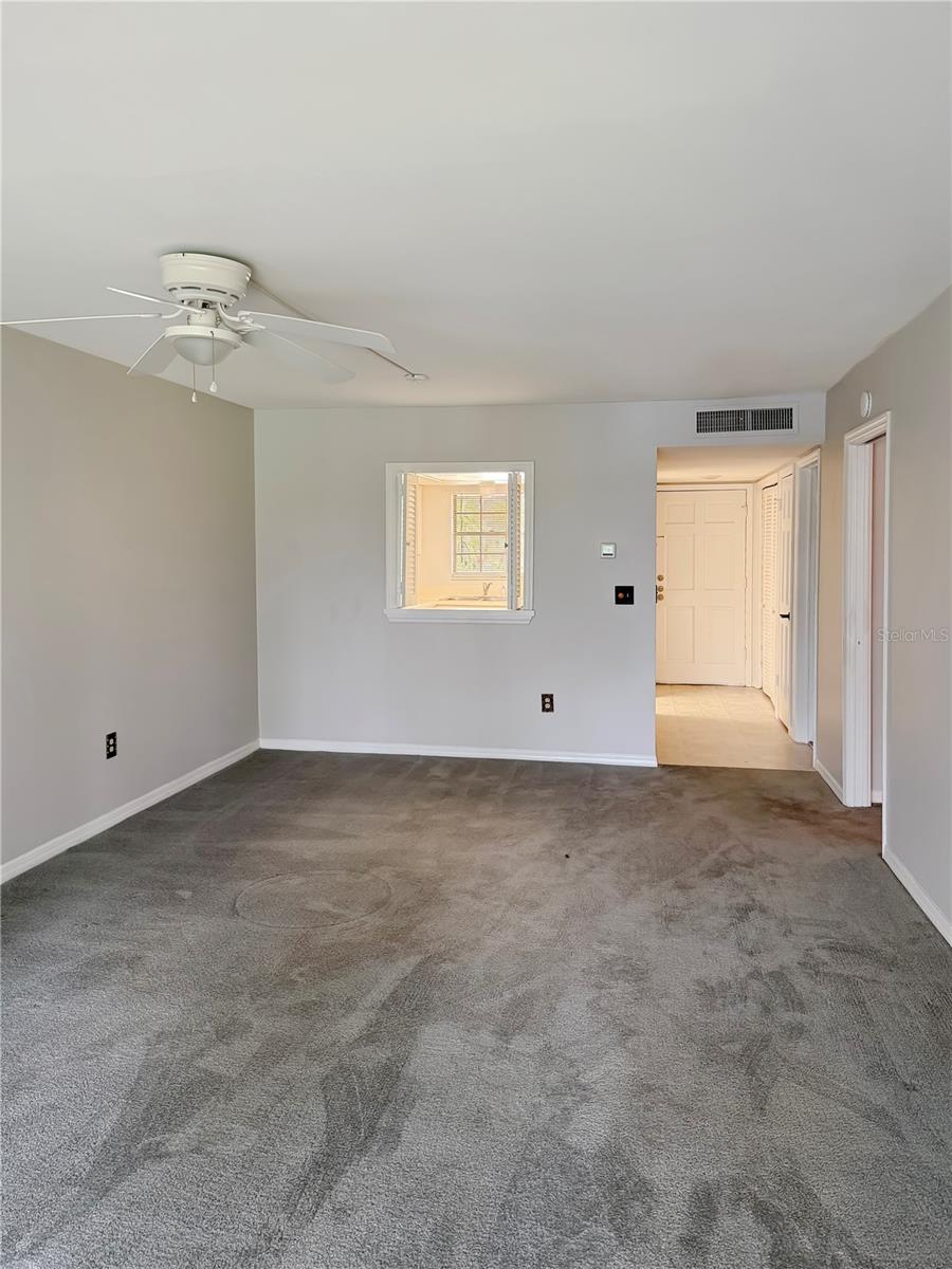 10380 CARROLLWOOD LN #266, TAMPA, FL, 33618