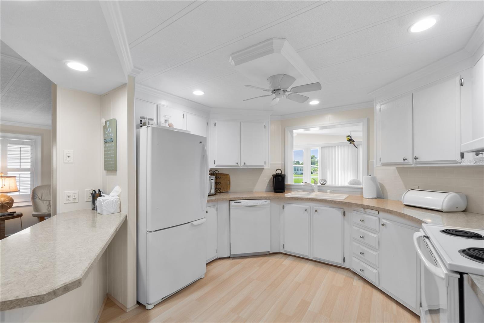 3 N BUENA VISTA AVE #28, ENGLEWOOD, FL, 34223