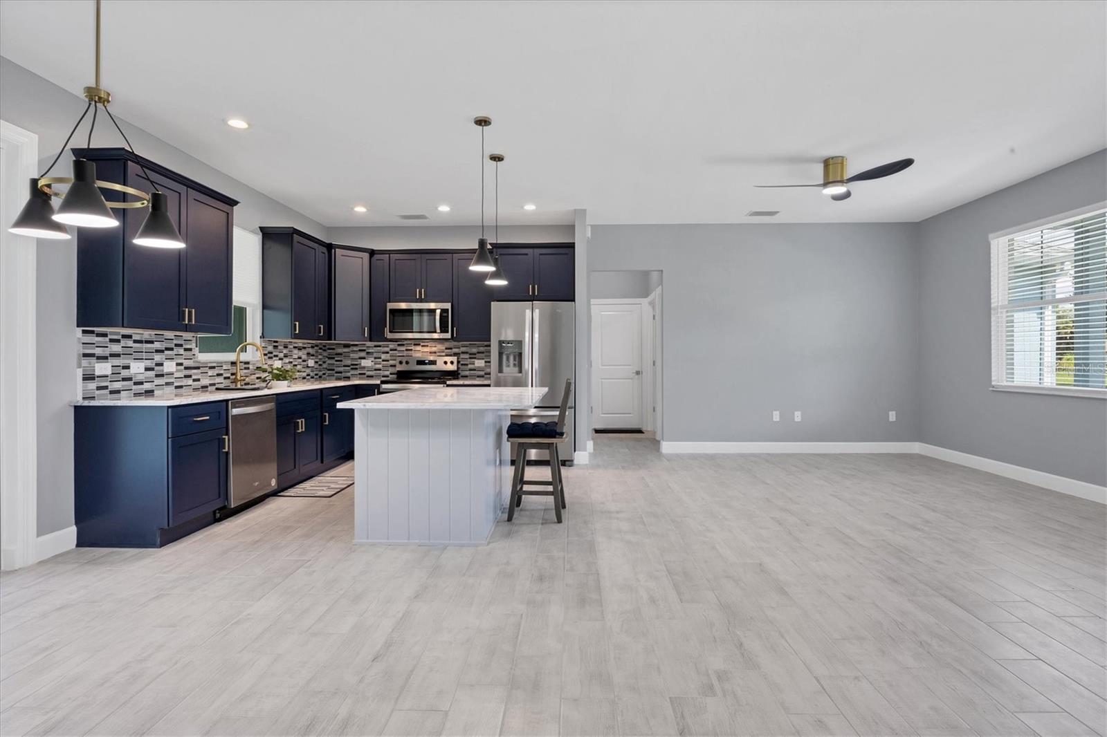 1021 BORDER ST, PORT CHARLOTTE, FL, 33953
