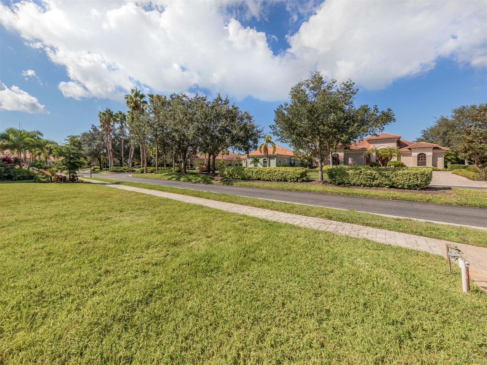 1740 GRANDE PARK DR, ENGLEWOOD, FL, 34223