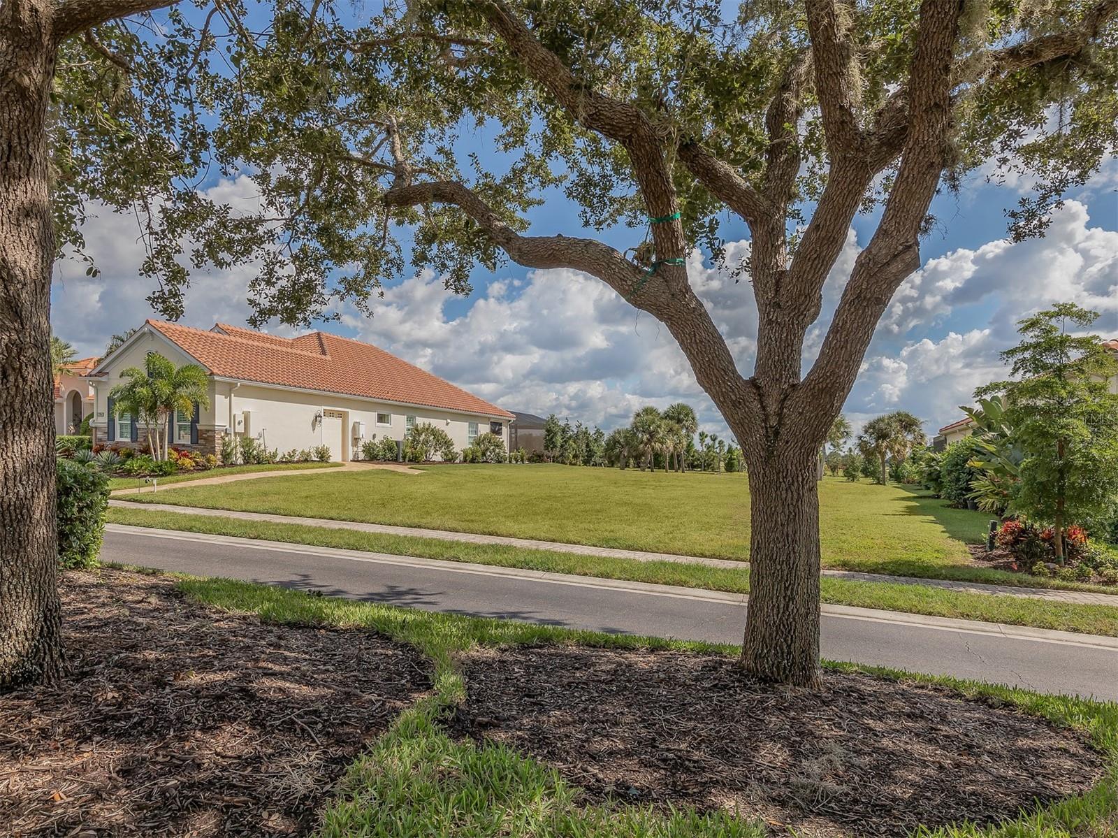 1740 GRANDE PARK DR, ENGLEWOOD, FL, 34223