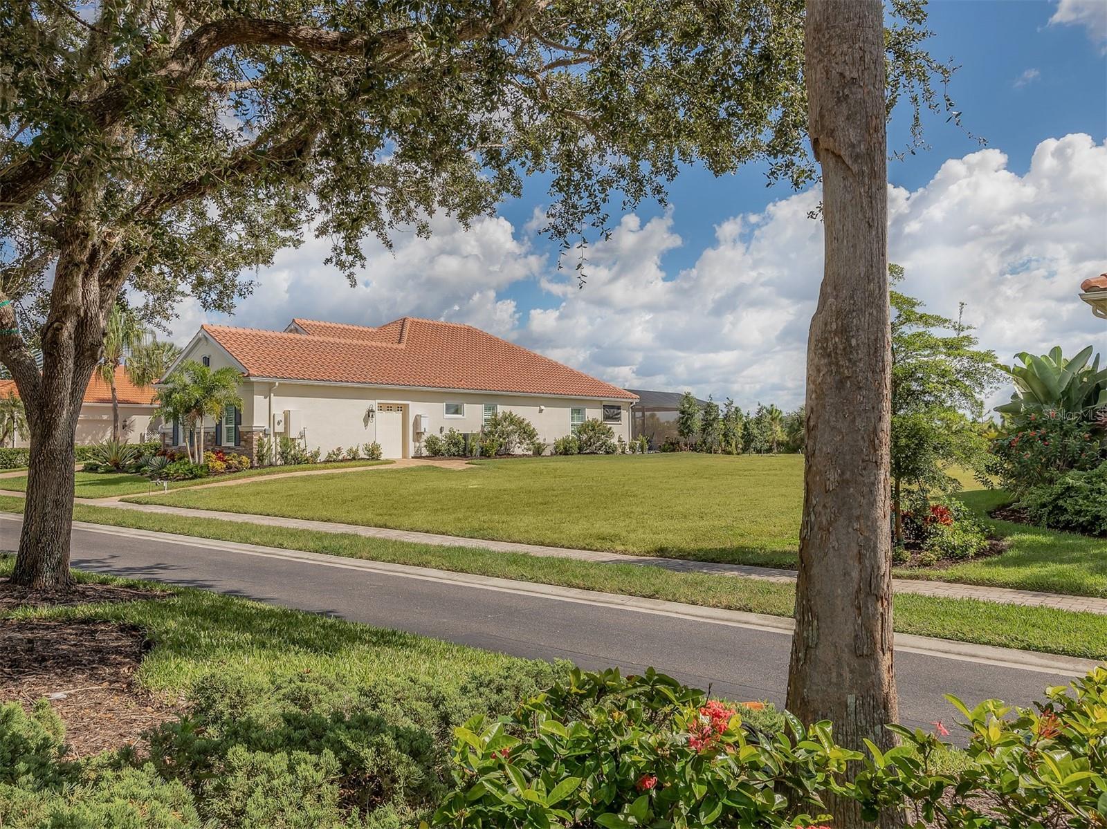 1740 GRANDE PARK DR, ENGLEWOOD, FL, 34223