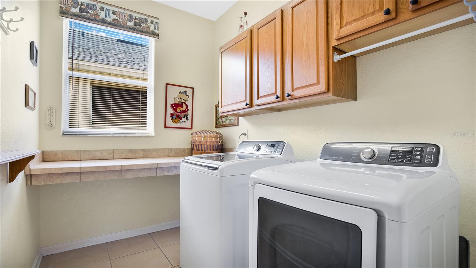 8432 ABBOTSBURY DR, WINDERMERE, FL, 34786