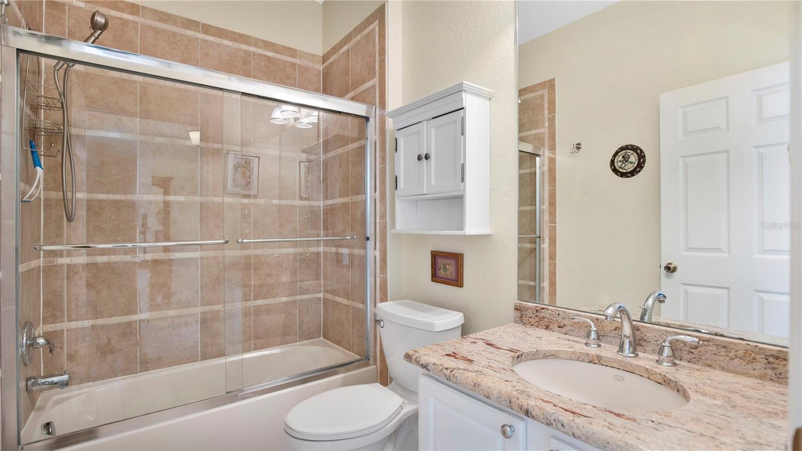8432 ABBOTSBURY DR, WINDERMERE, FL, 34786