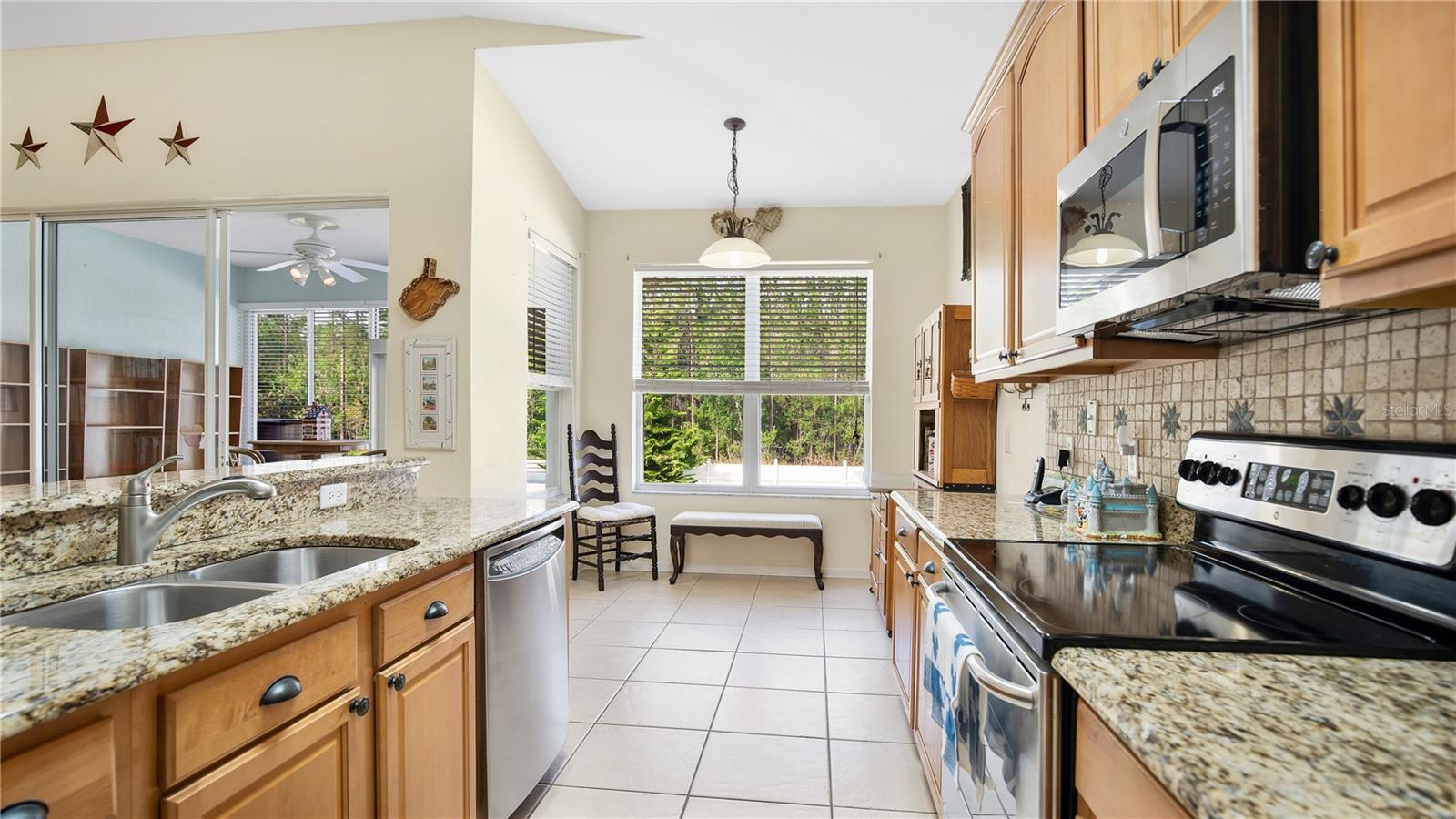 8432 ABBOTSBURY DR, WINDERMERE, FL, 34786