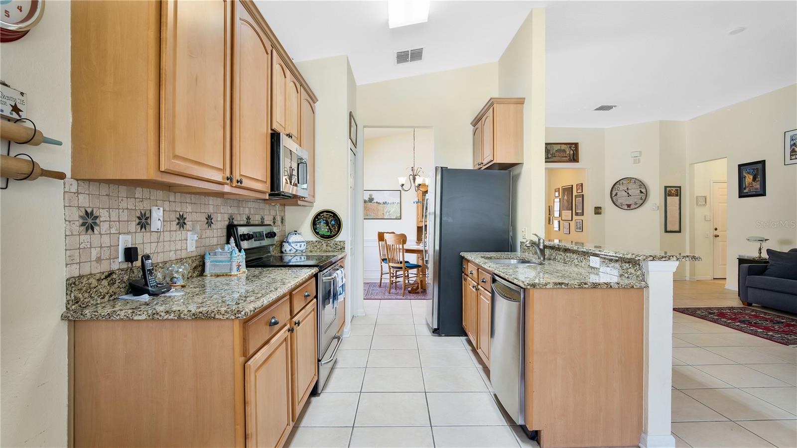 8432 ABBOTSBURY DR, WINDERMERE, FL, 34786