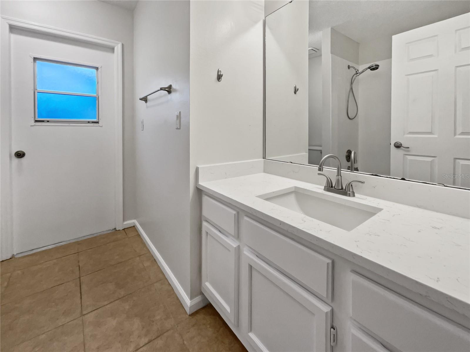 7733 40TH CT E, SARASOTA, FL, 34243