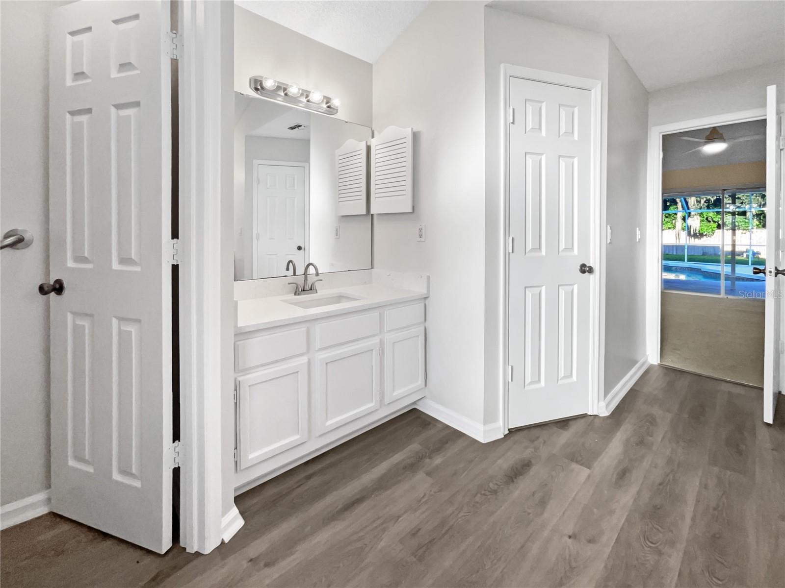 7733 40TH CT E, SARASOTA, FL, 34243