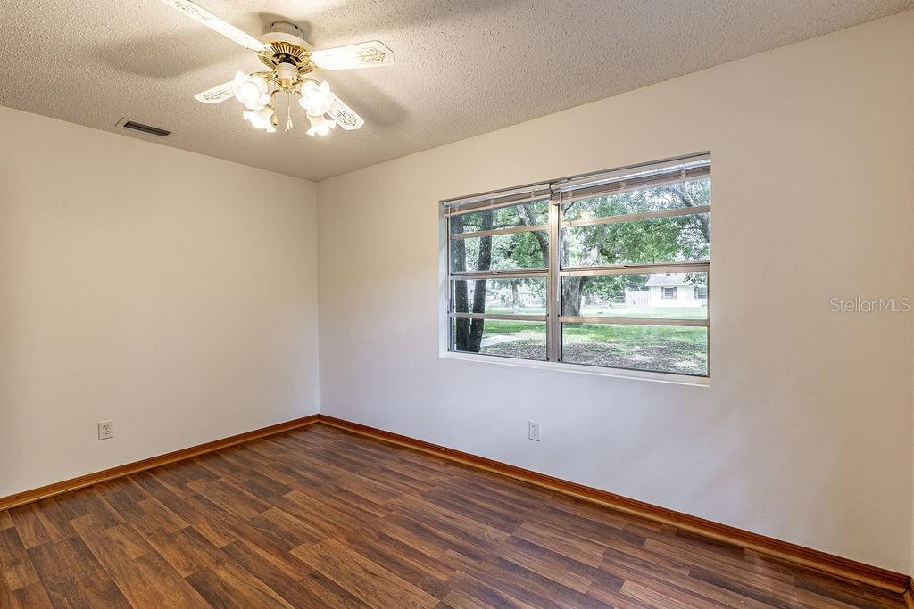 104 FRUITWOOD AVE, EUSTIS, FL, 32726