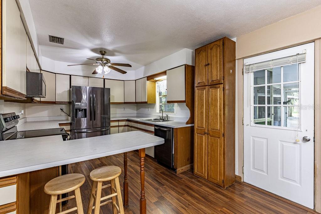 104 FRUITWOOD AVE, EUSTIS, FL, 32726