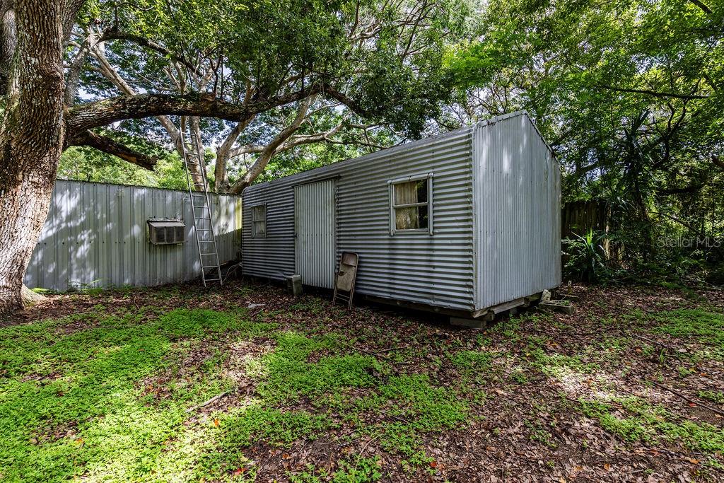 104 FRUITWOOD AVE, EUSTIS, FL, 32726