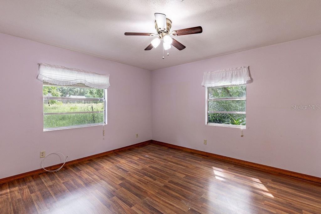 104 FRUITWOOD AVE, EUSTIS, FL, 32726