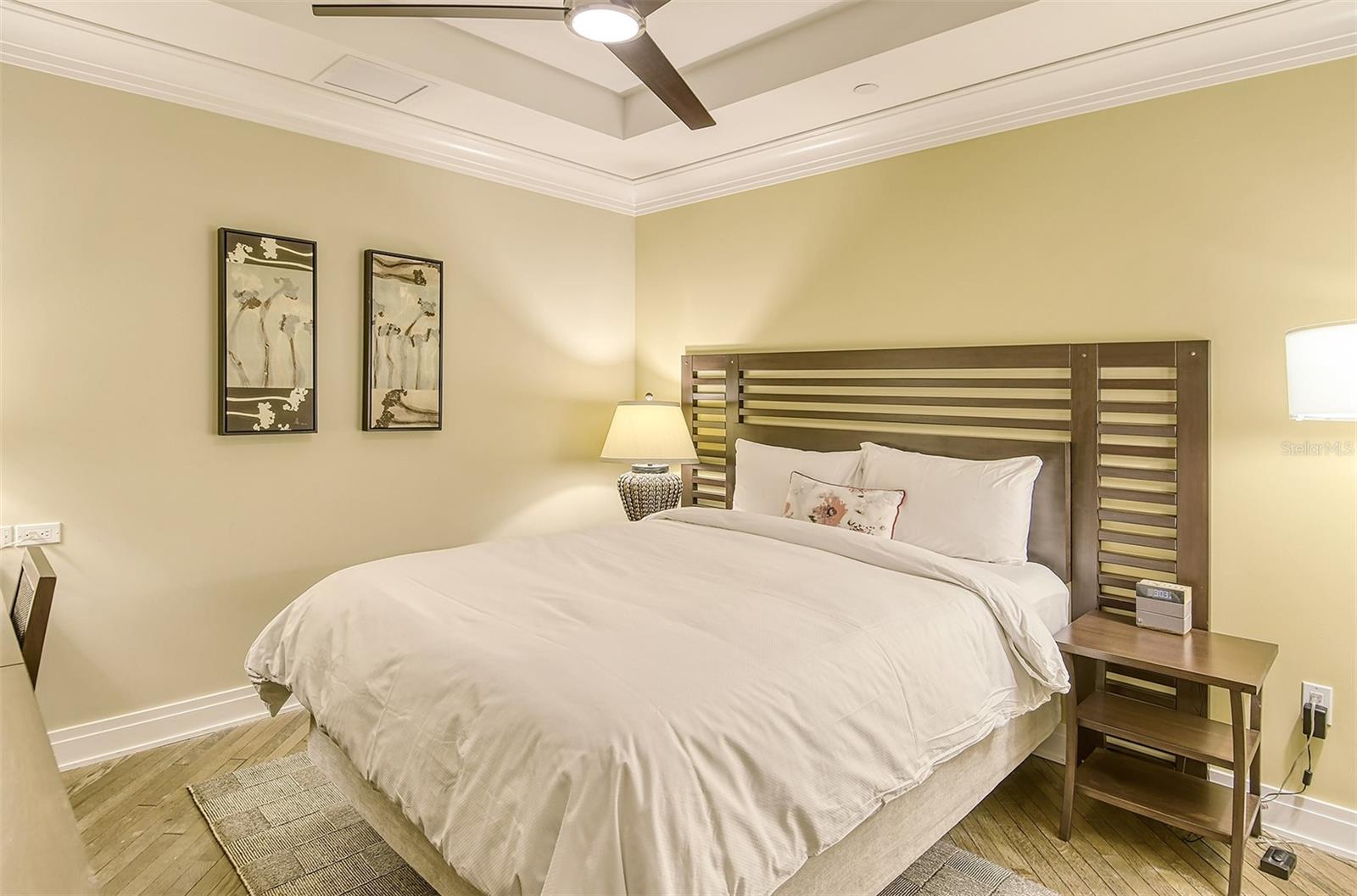 915 SEASIDE DR #410, Weeks 14-15, SARASOTA, FL, 34242