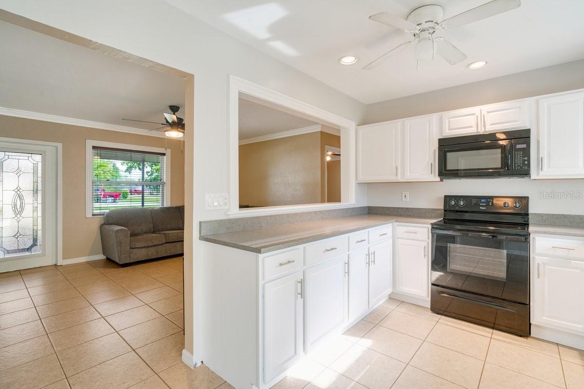 2123 W GARDENIA CIR, NORTH FORT MYERS, FL, 33917