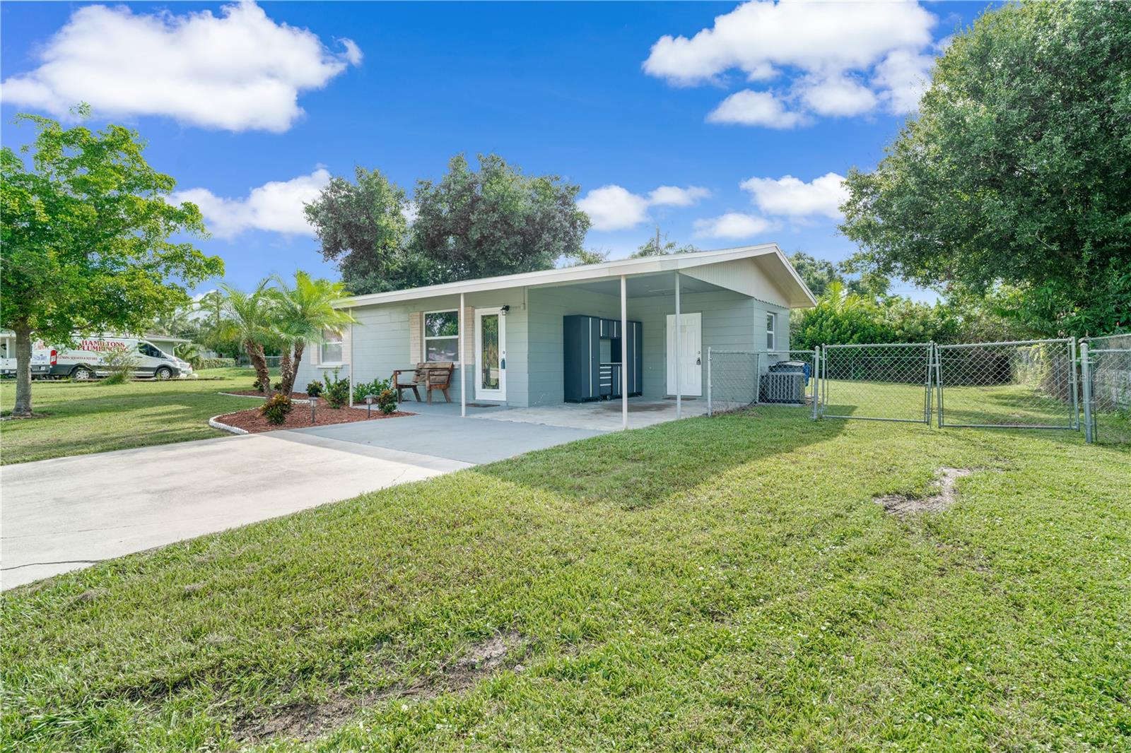 2123 W GARDENIA CIR, NORTH FORT MYERS, FL, 33917