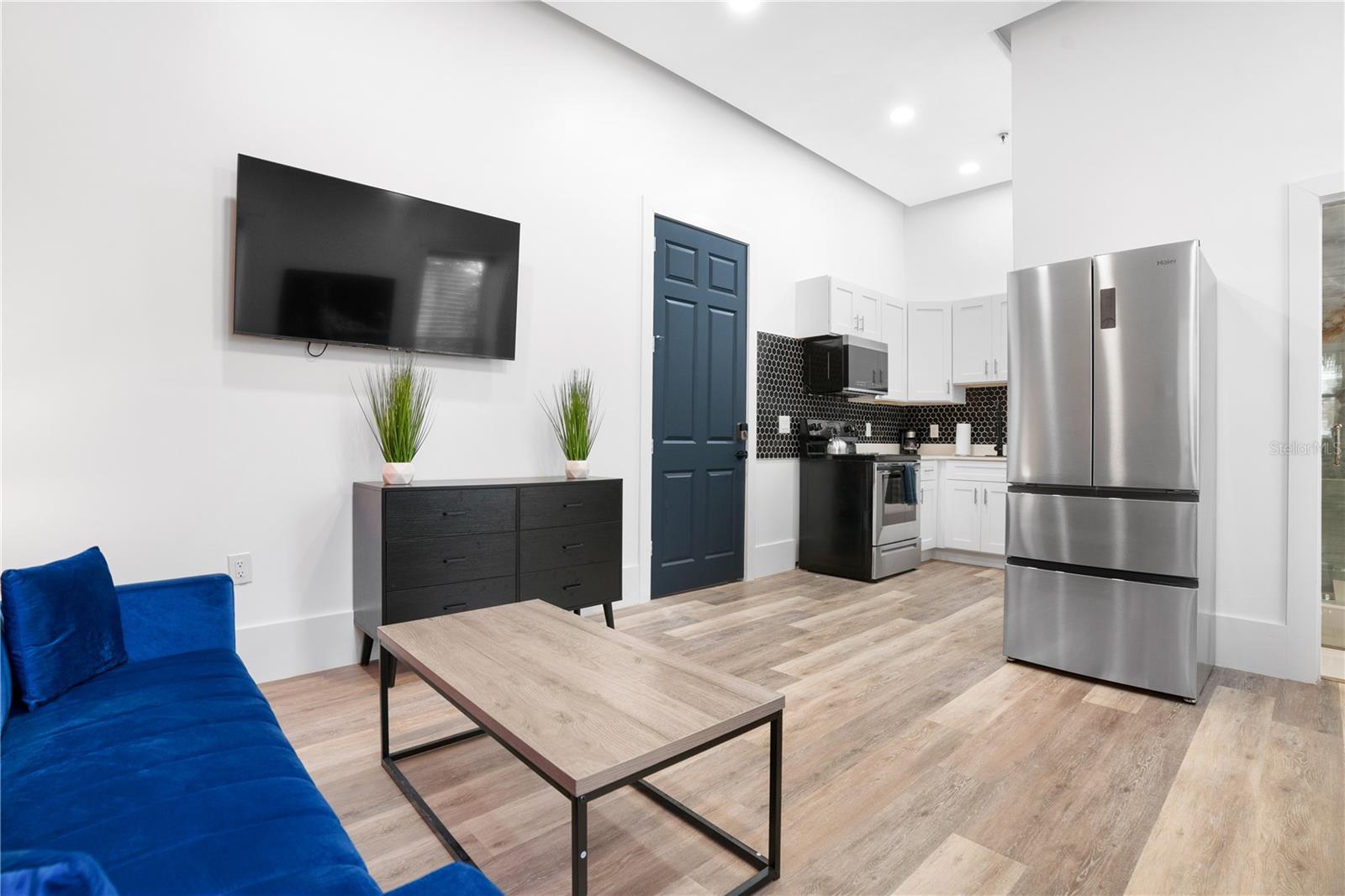 1301 E COLUMBUS DR #1, TAMPA, FL, 33605